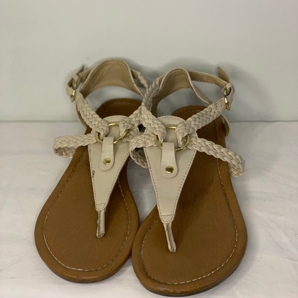 Light tan sandals. MAKE AN OFFER. - Picture 1 of 5